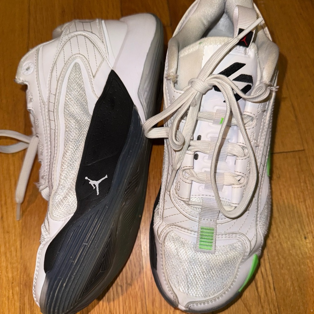 Jordan Men's White and Black Athletic Shoes with Green Accents